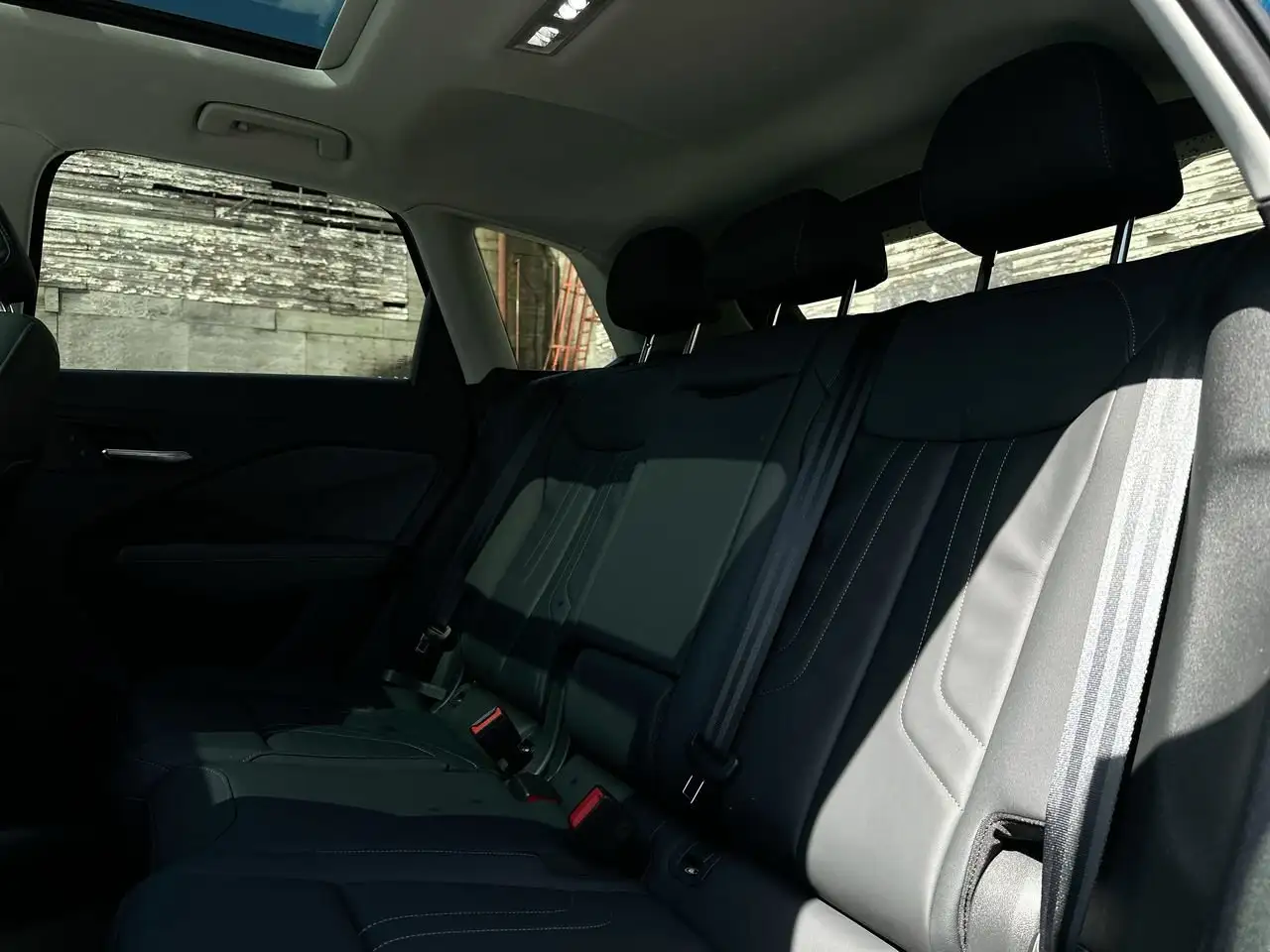Audi Q3 снимка Audi Q3