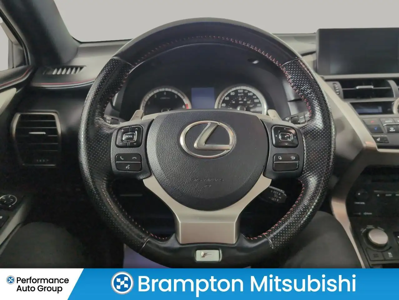Lexus NX снимка Lexus NX