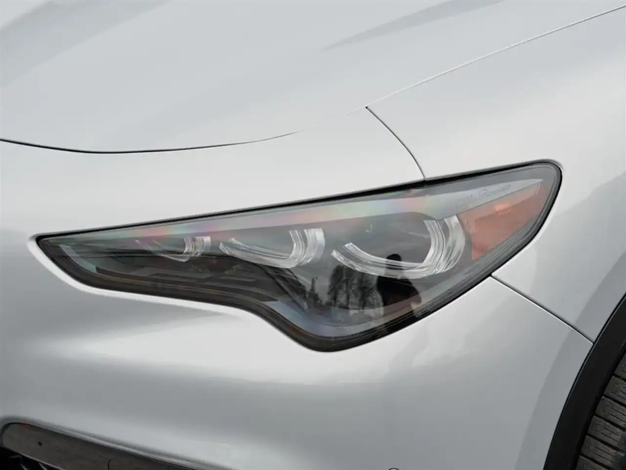 Alfa Romeo Stelvio снимка Alfa Romeo Stelvio