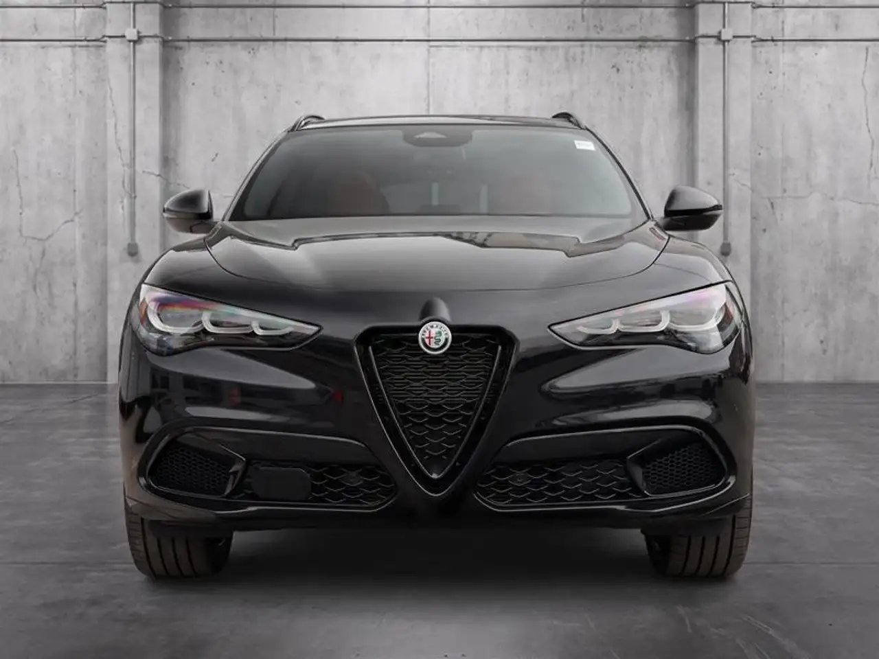 Alfa Romeo Stelvio снимка Alfa Romeo Stelvio