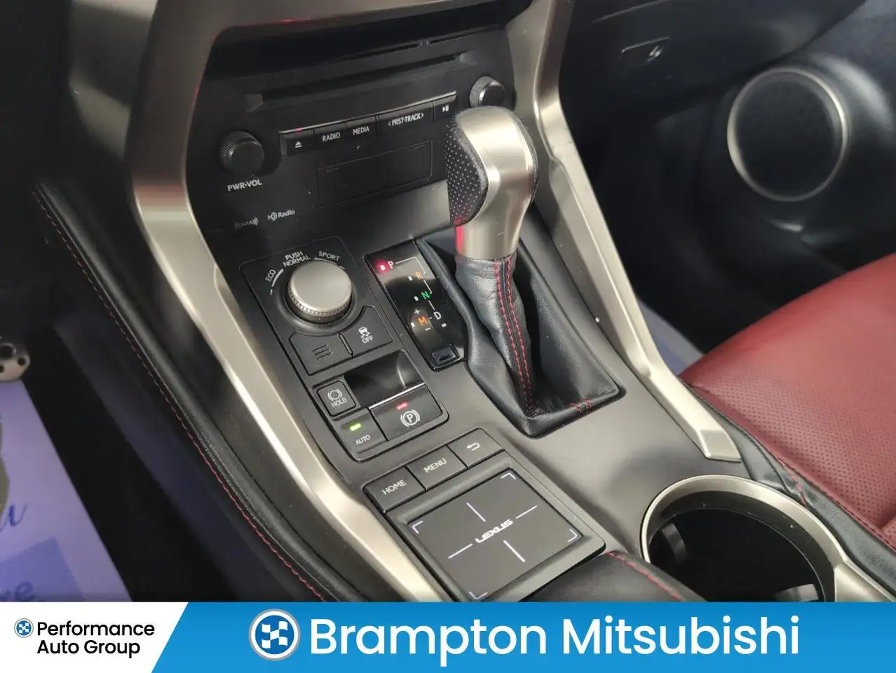 Lexus NX снимка Lexus NX