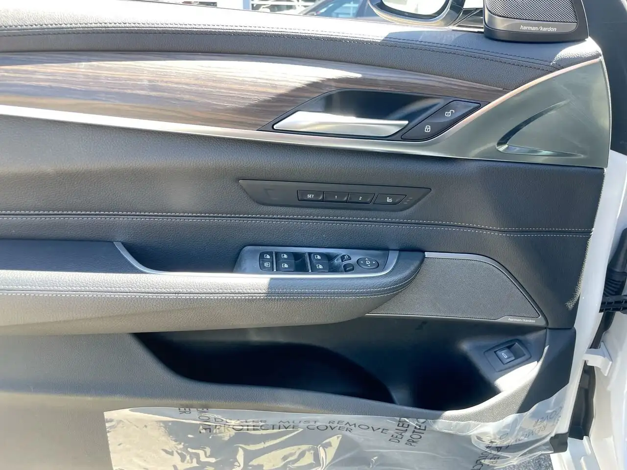 BMW 6 Series снимка BMW 6 Series
