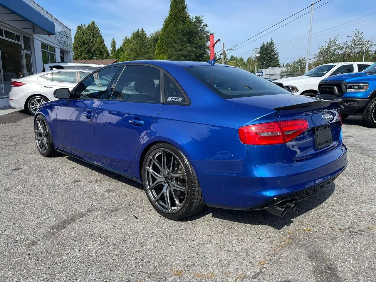 Audi A4 photo Audi A4