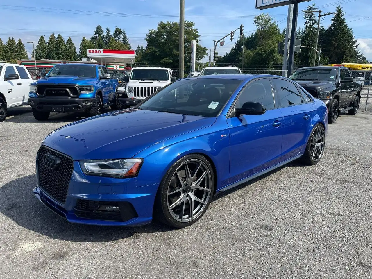 Audi A4 photo Audi A4