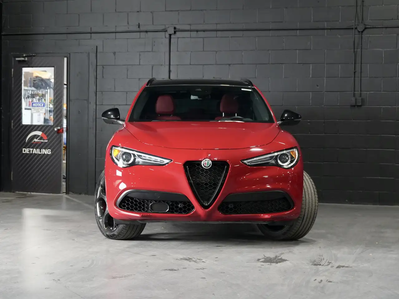 Alfa Romeo Stelvio photo Alfa Romeo Stelvio