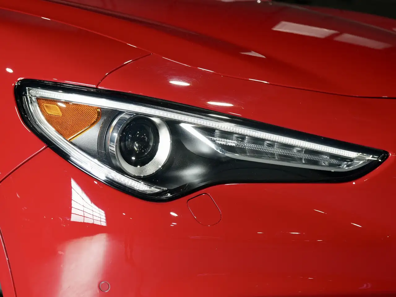 Alfa Romeo Stelvio photo Alfa Romeo Stelvio