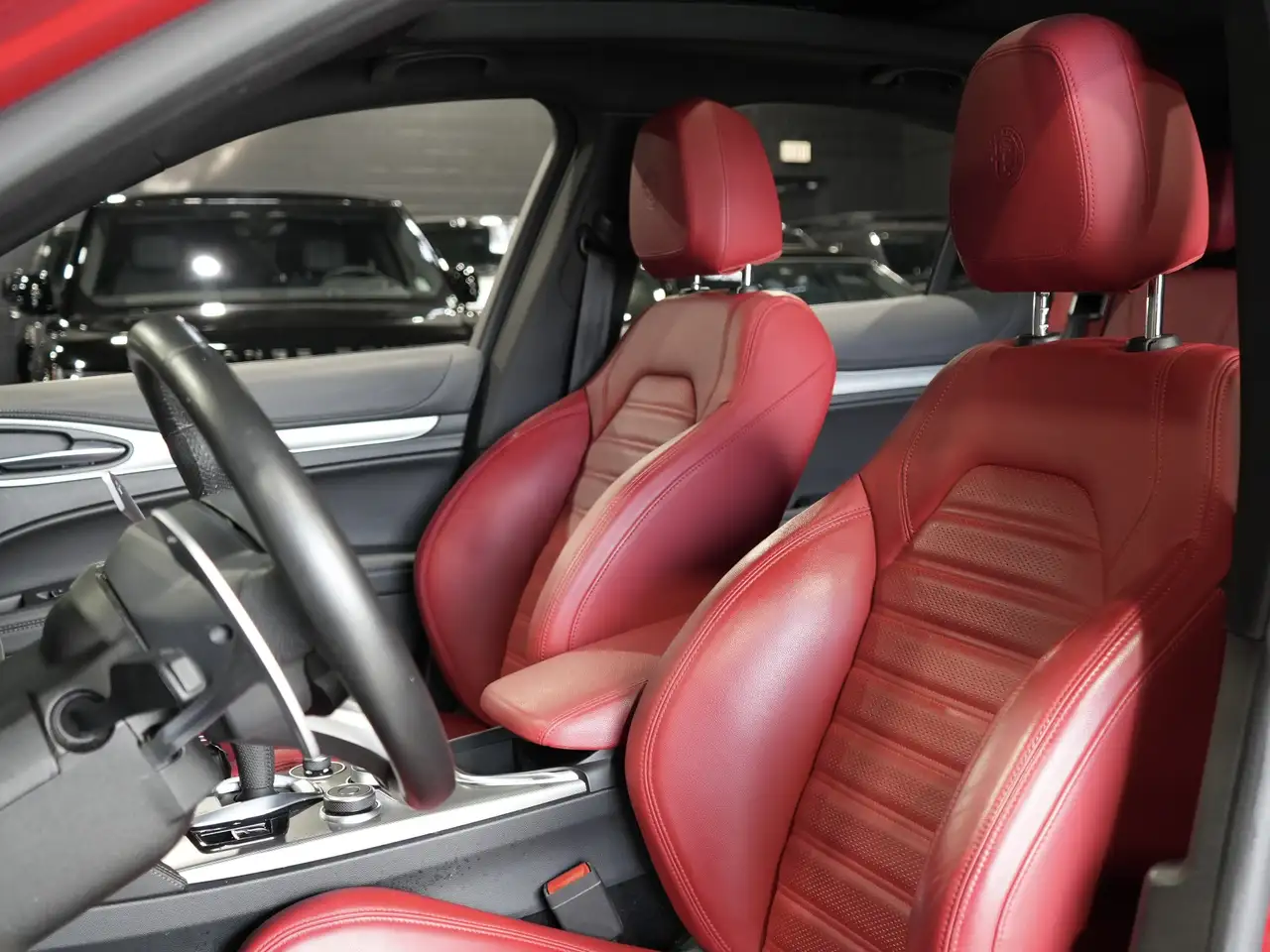 Alfa Romeo Stelvio photo Alfa Romeo Stelvio