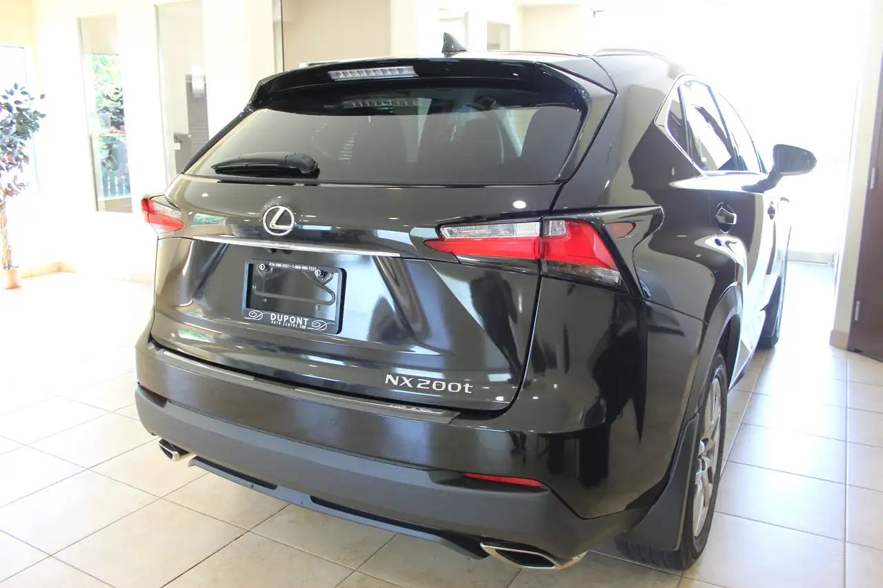 Lexus NX снимка Lexus NX