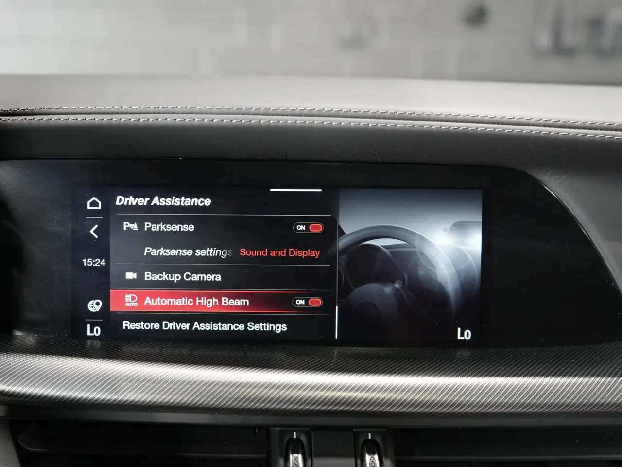 Alfa Romeo Stelvio photo Alfa Romeo Stelvio