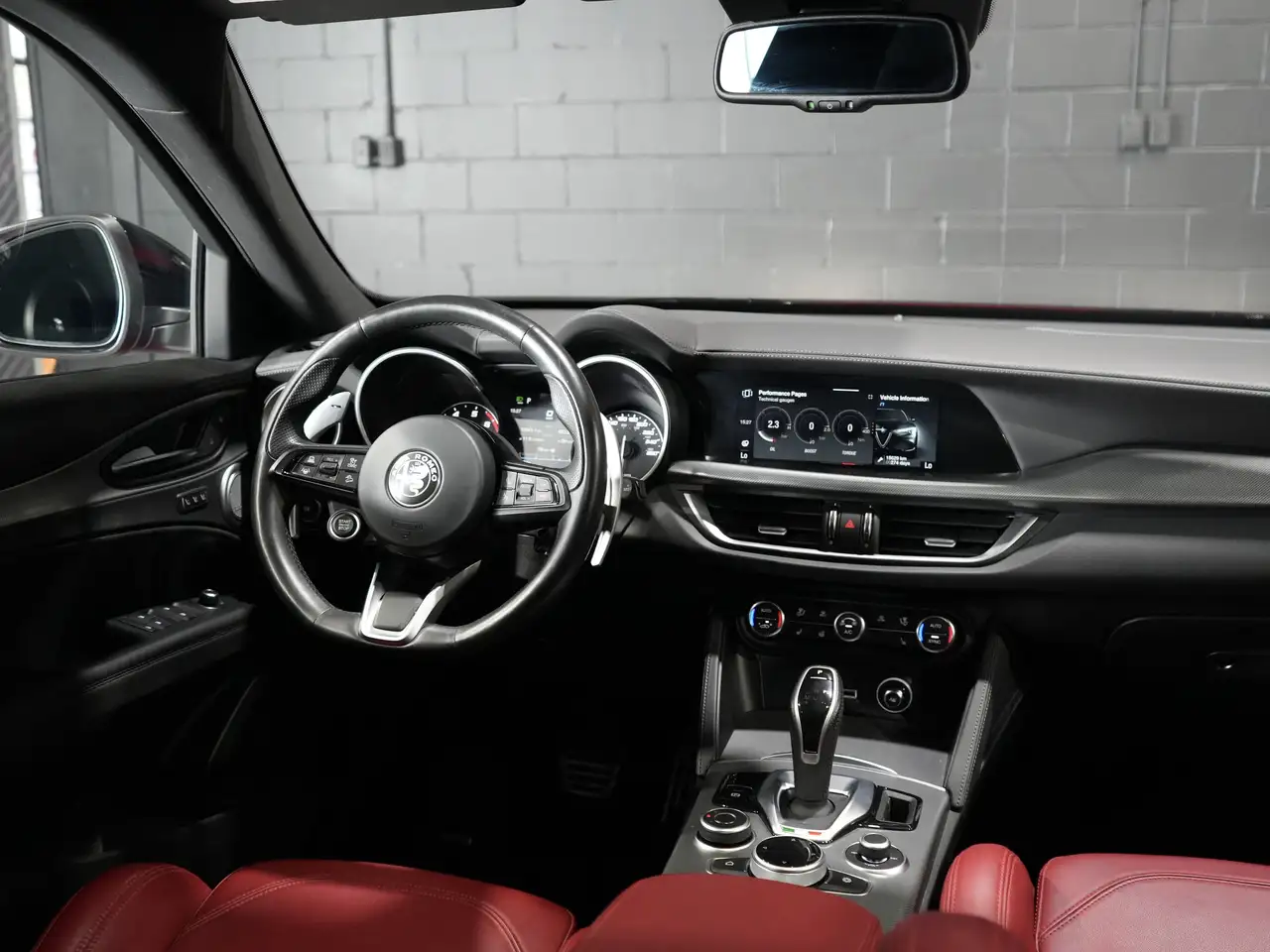 Alfa Romeo Stelvio photo Alfa Romeo Stelvio