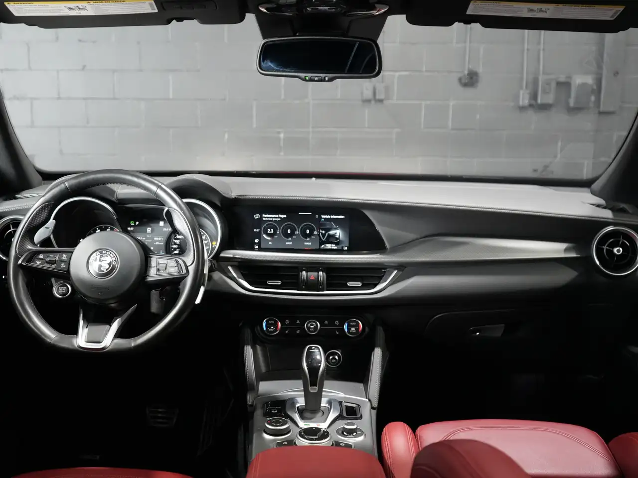Alfa Romeo Stelvio photo Alfa Romeo Stelvio
