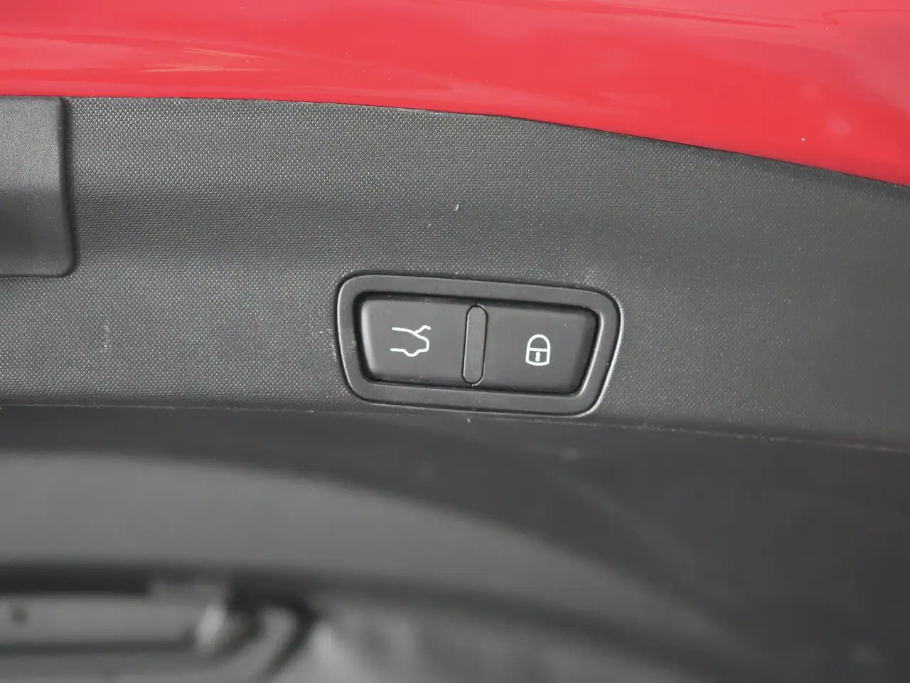 Alfa Romeo Stelvio photo Alfa Romeo Stelvio