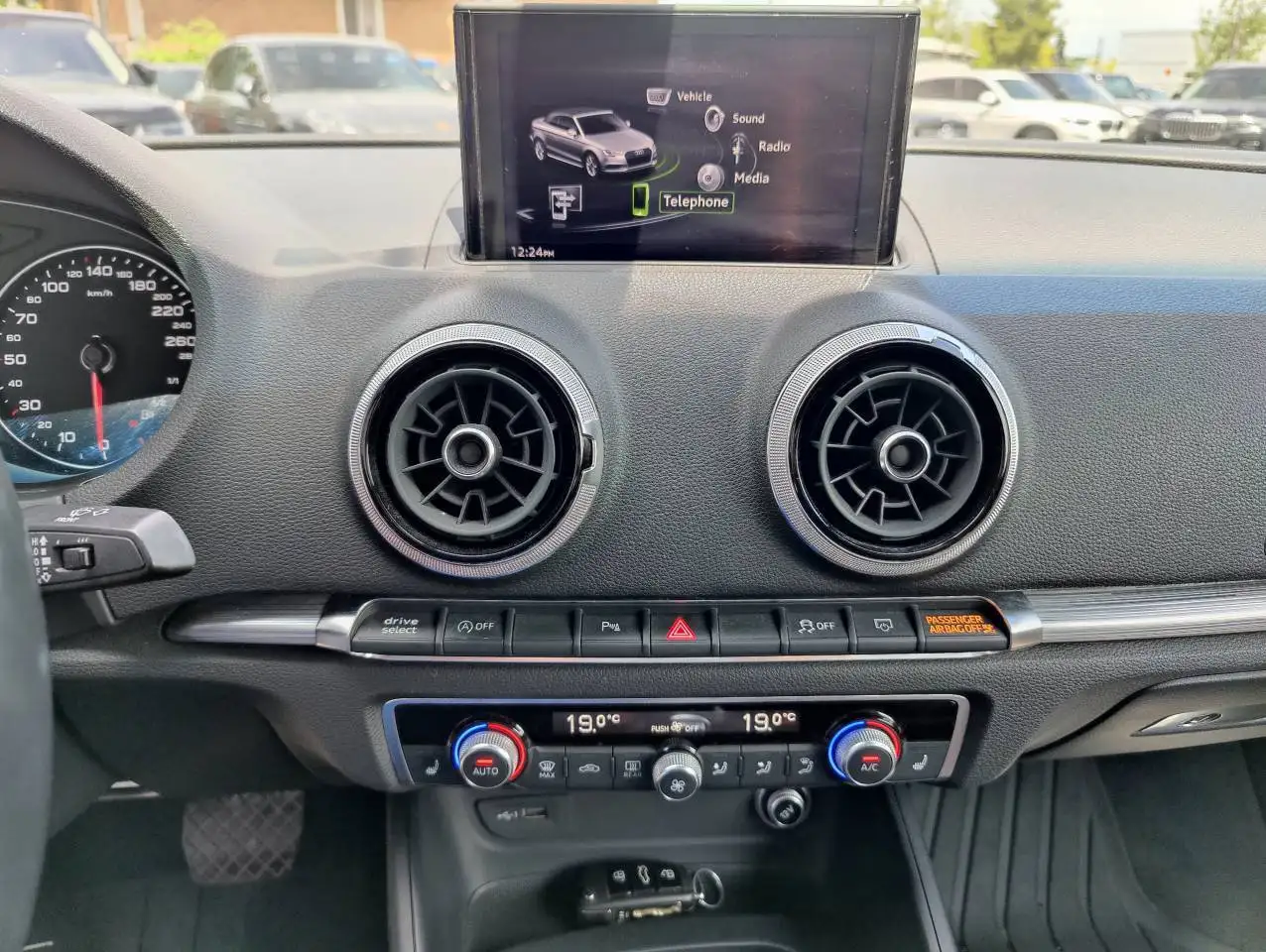 Audi A3 снимка Audi A3
