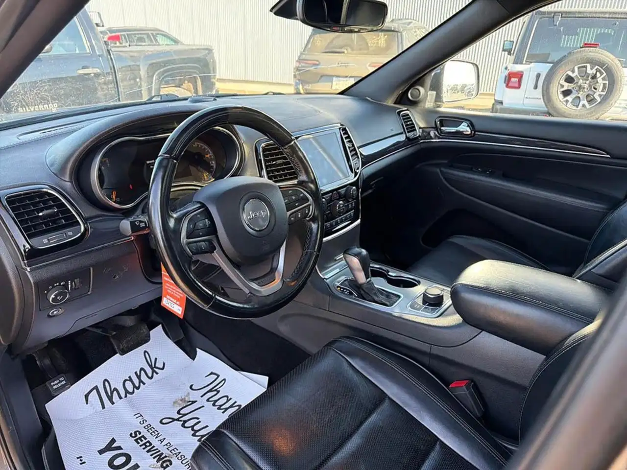 Jeep Grand Cherokee снимка Jeep Grand Cherokee