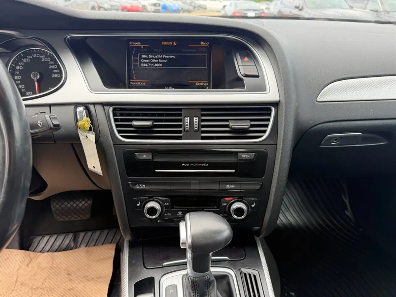 Audi A4 снимка Audi A4