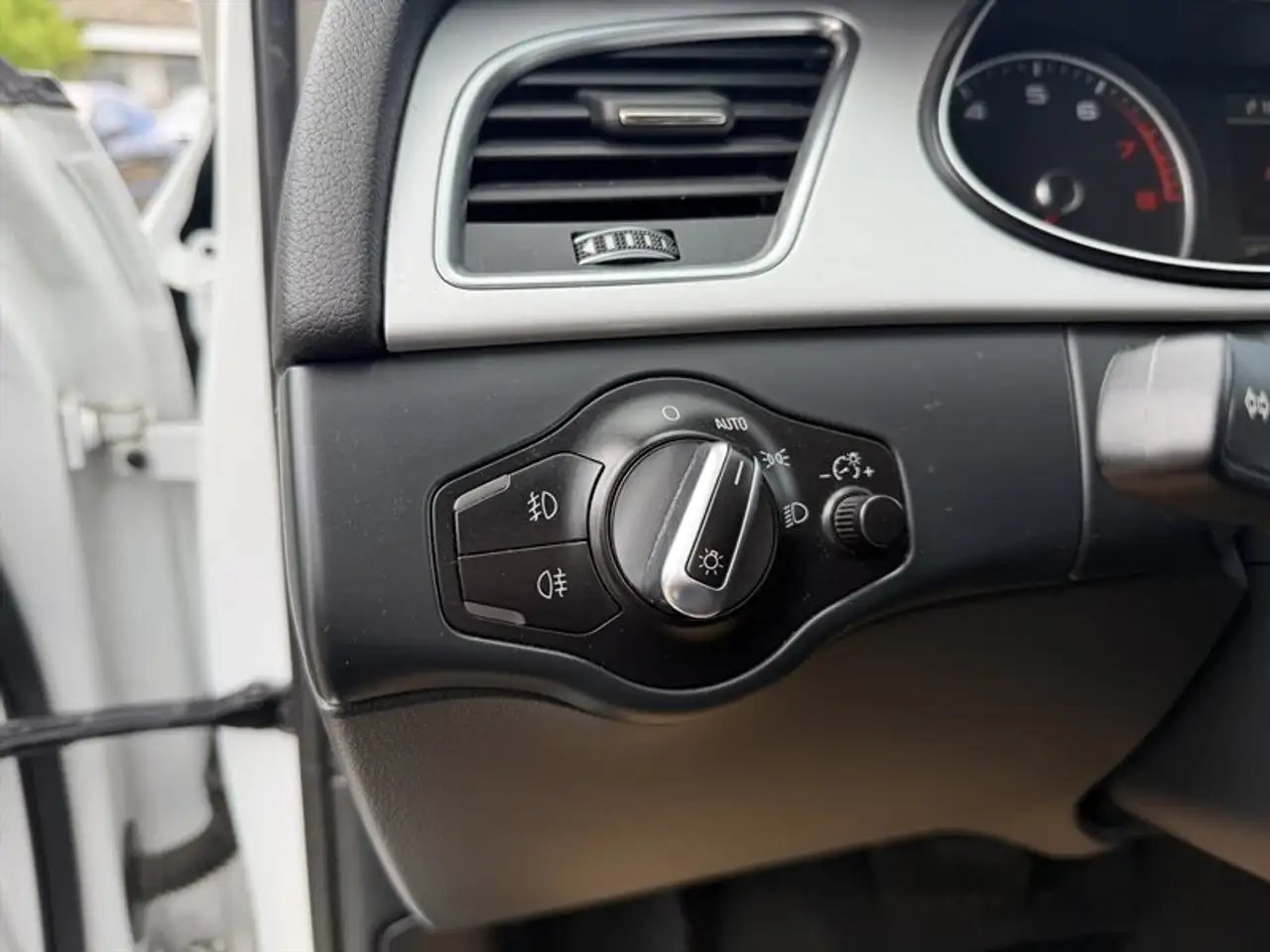 Audi A4 снимка Audi A4