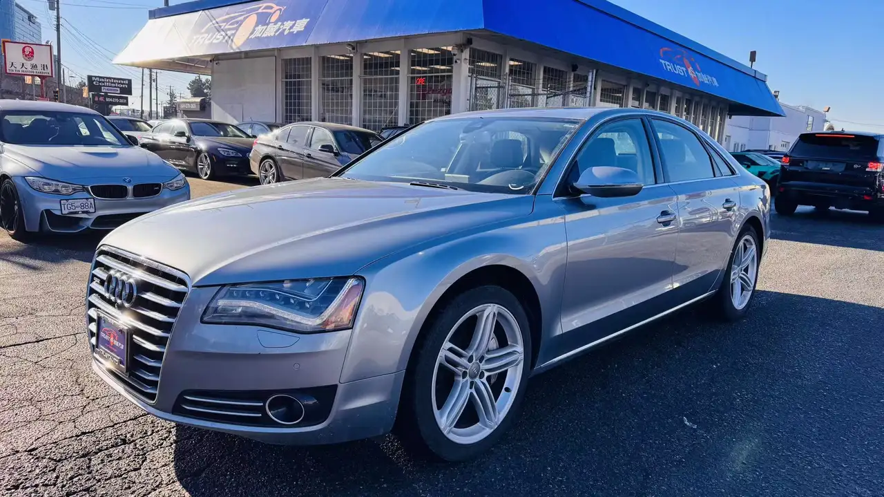 2014 Audi A8 снимка 2014 Audi A8