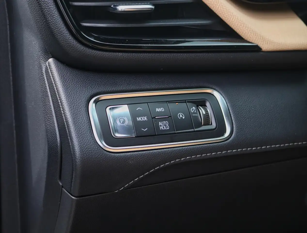 Buick Enclave снимка Buick Enclave