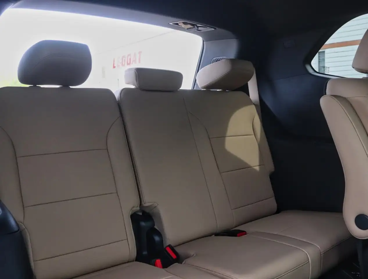 Buick Enclave снимка Buick Enclave