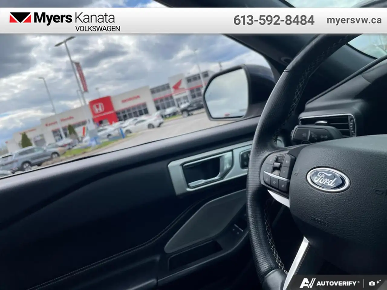 Ford Explorer photo Ford Explorer
