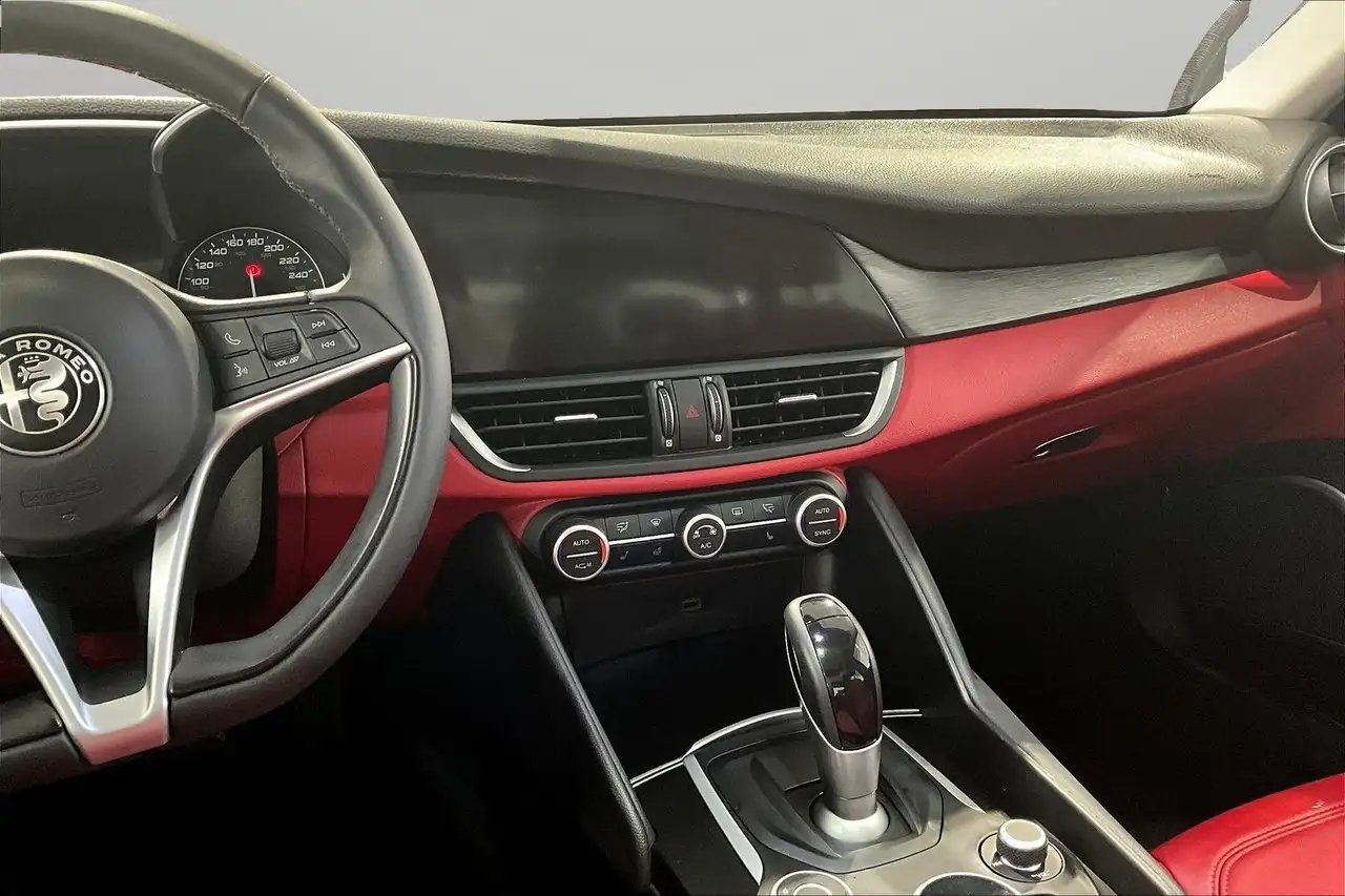 Alfa Romeo Giulia fotografie Alfa Romeo Giulia