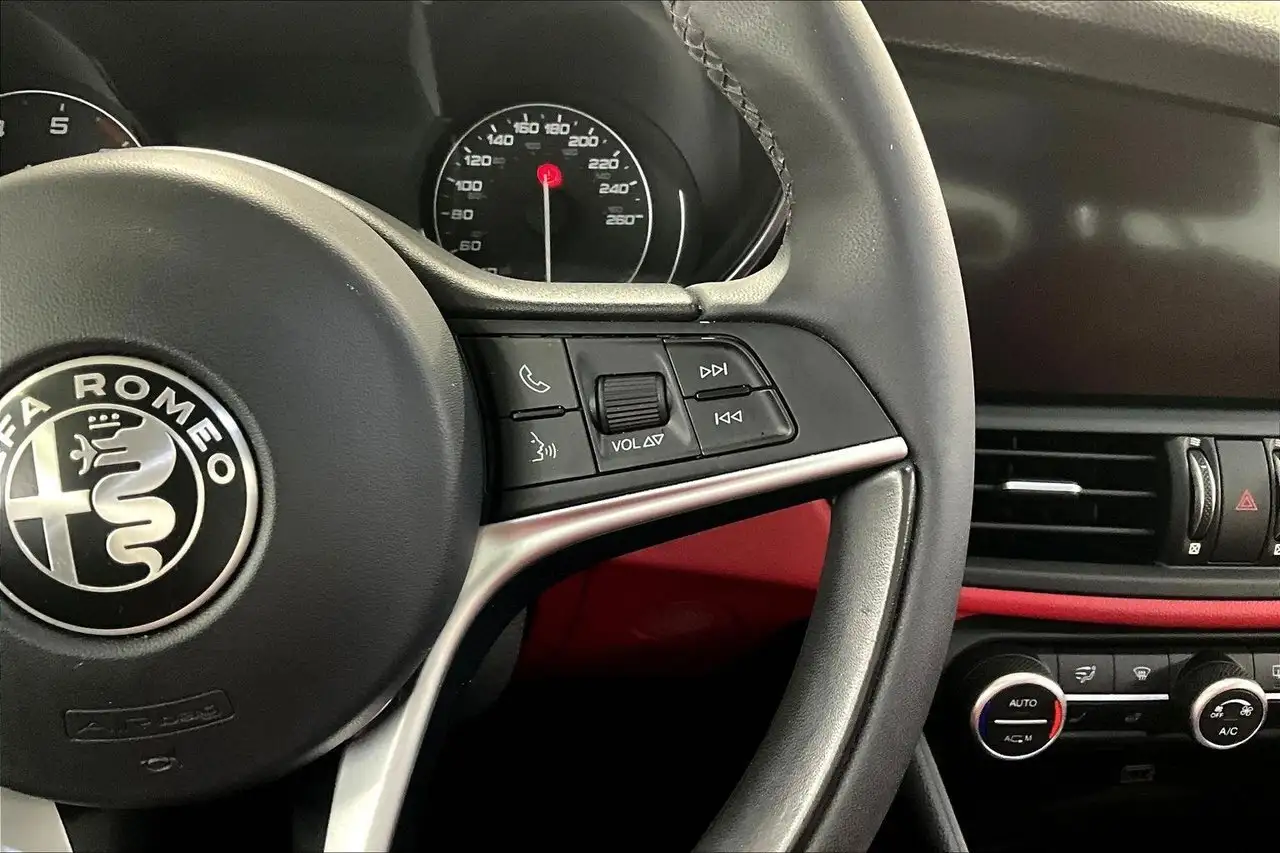 Alfa Romeo Giulia fotografie Alfa Romeo Giulia