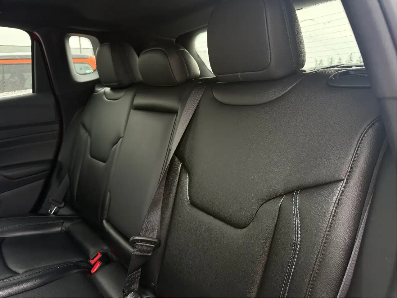Jeep Compass photo Jeep Compass