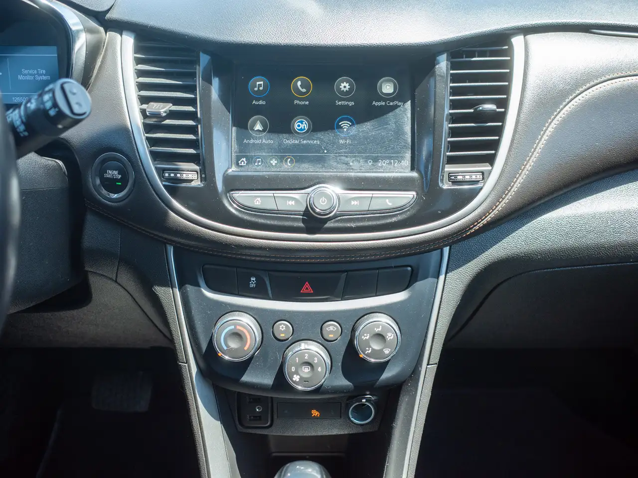 Chevrolet Trax photo Chevrolet Trax