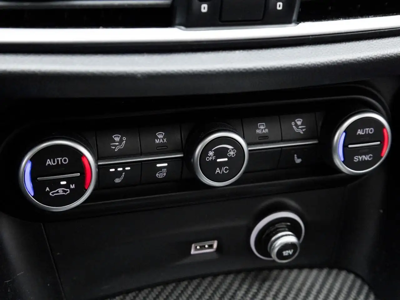 Alfa Romeo Stelvio fotografie Alfa Romeo Stelvio