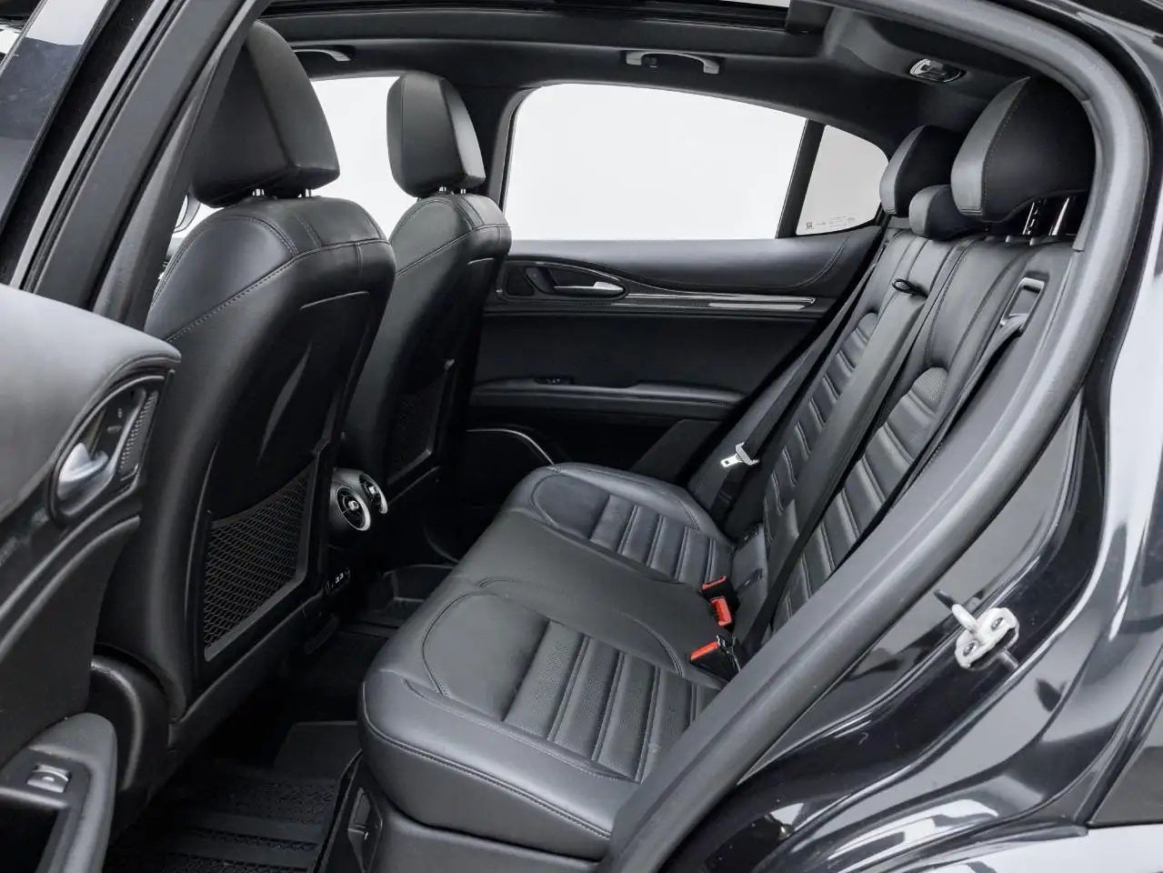 Alfa Romeo Stelvio fotografie Alfa Romeo Stelvio