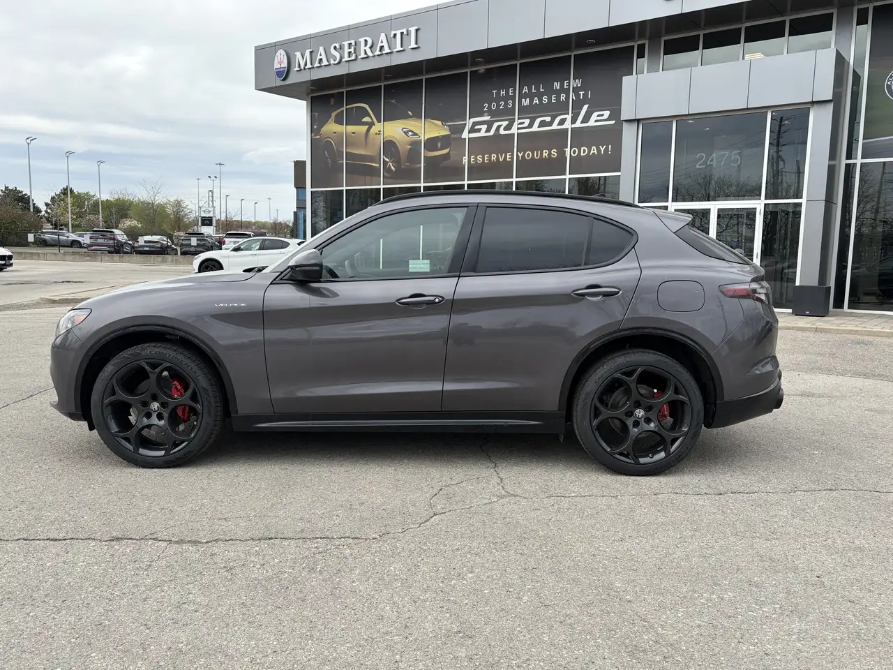 Alfa Romeo Stelvio снимка Alfa Romeo Stelvio