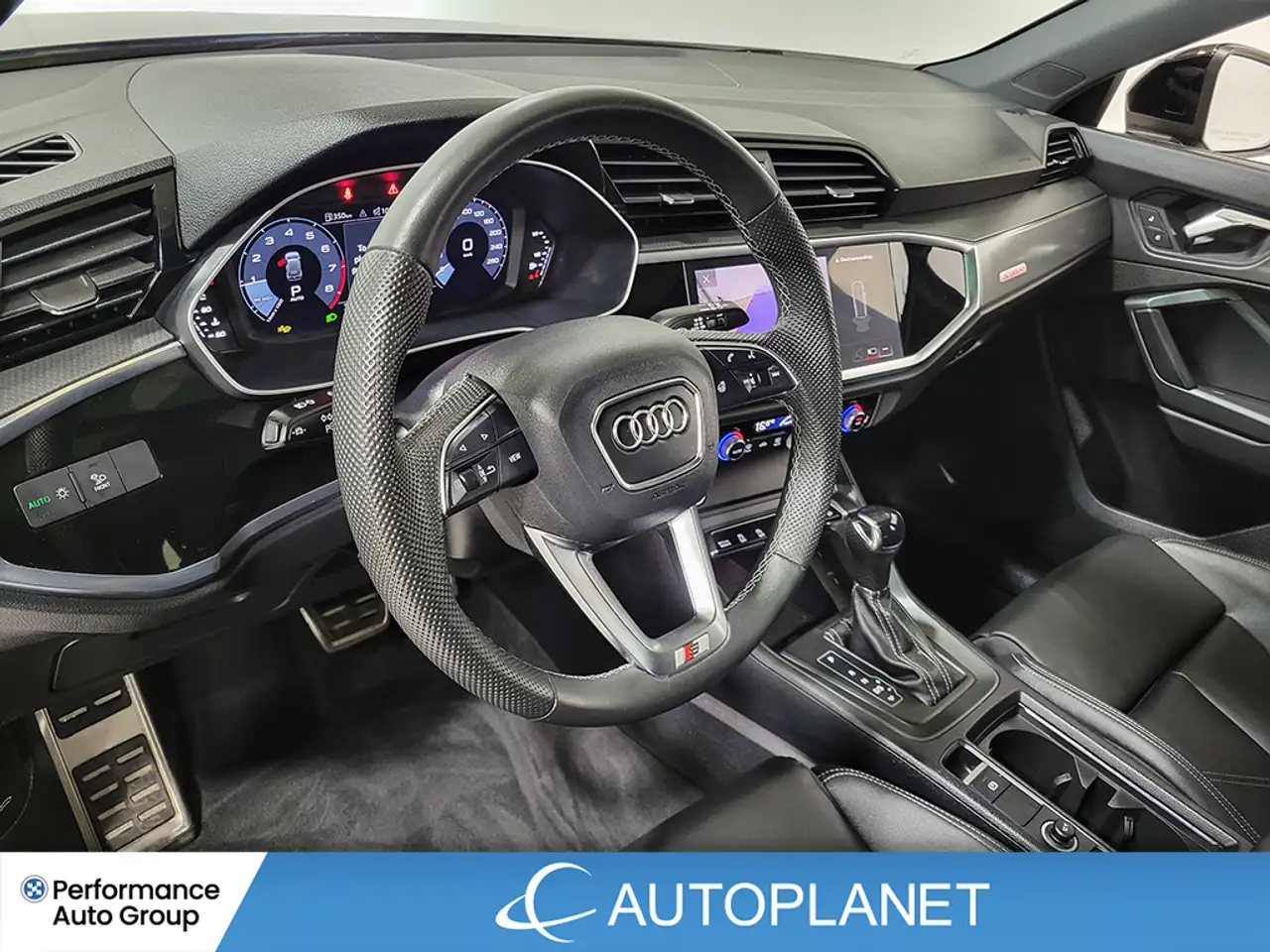 Audi Q3 fotografie Audi Q3