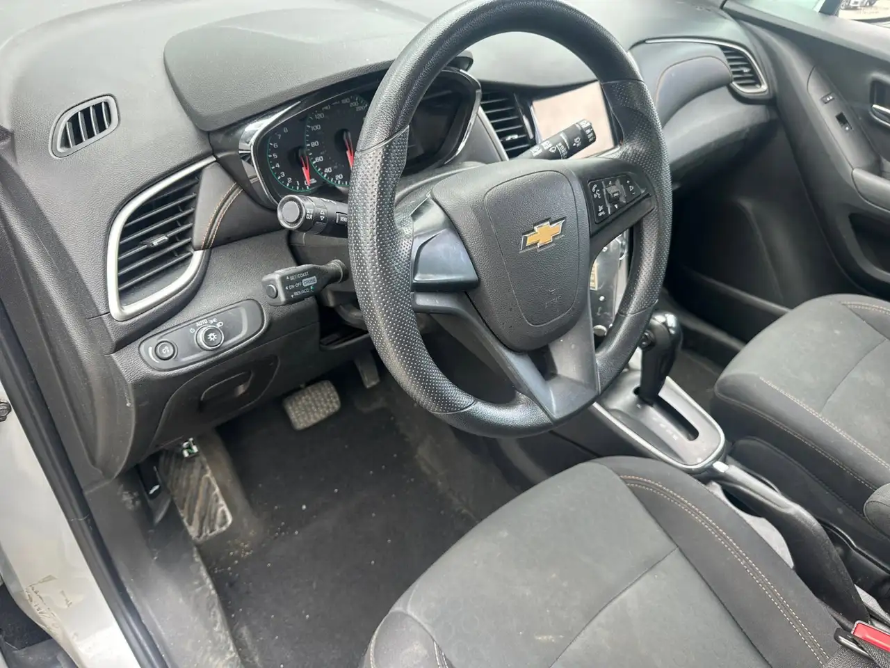Chevrolet Trax photo Chevrolet Trax