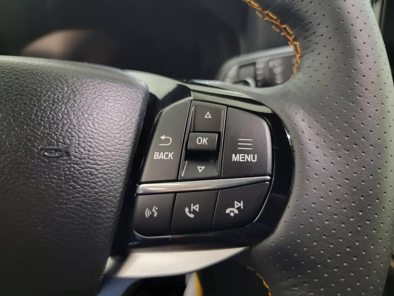 Ford Explorer photo Ford Explorer