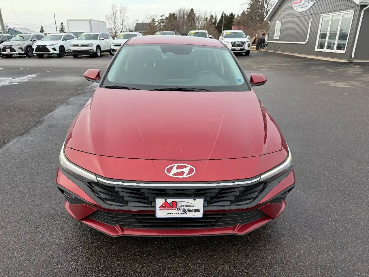 Hyundai ELANTRA снимка Hyundai ELANTRA