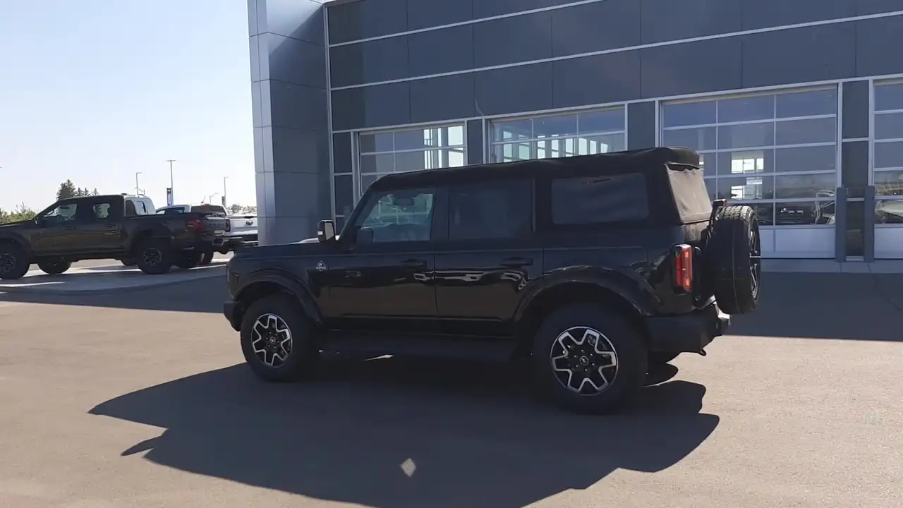 Ford Bronco снимка Ford Bronco