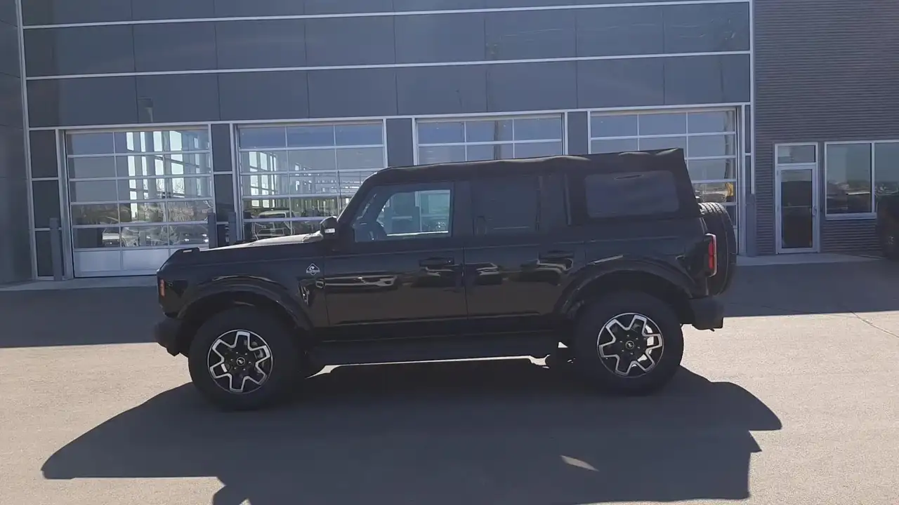 Ford Bronco снимка Ford Bronco