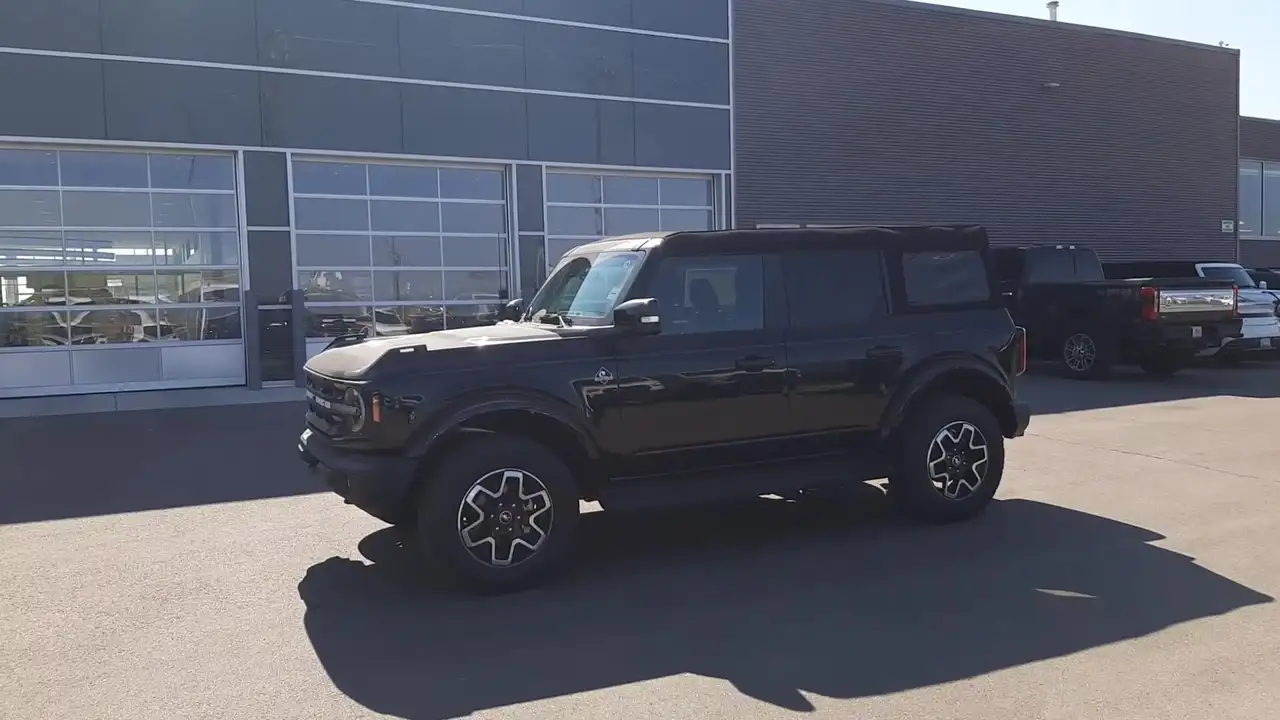 Ford Bronco снимка Ford Bronco