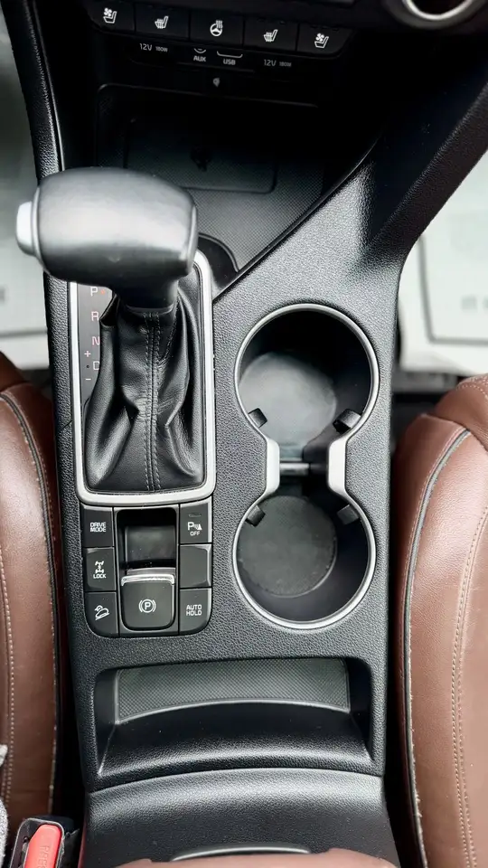 Kia Sportage снимка Kia Sportage