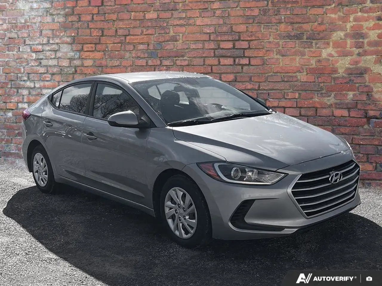 Hyundai ELANTRA снимка Hyundai ELANTRA