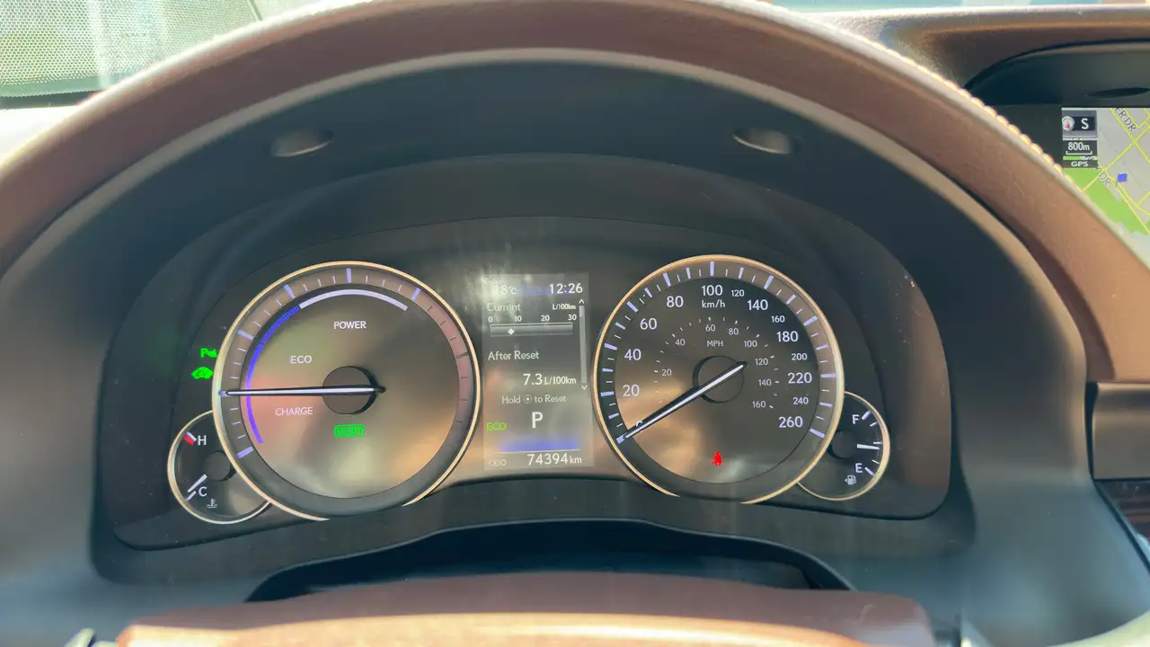 Lexus ES снимка Lexus ES