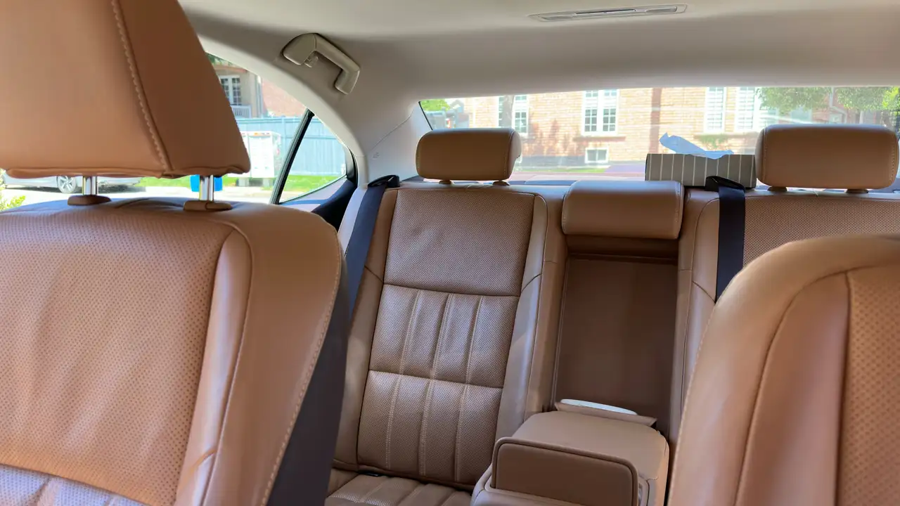 Lexus ES снимка Lexus ES