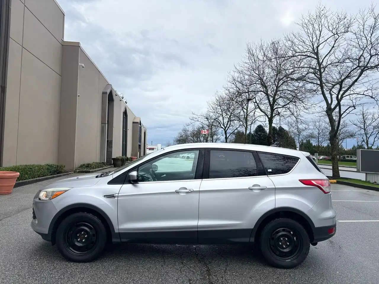 Ford Escape photo Ford Escape