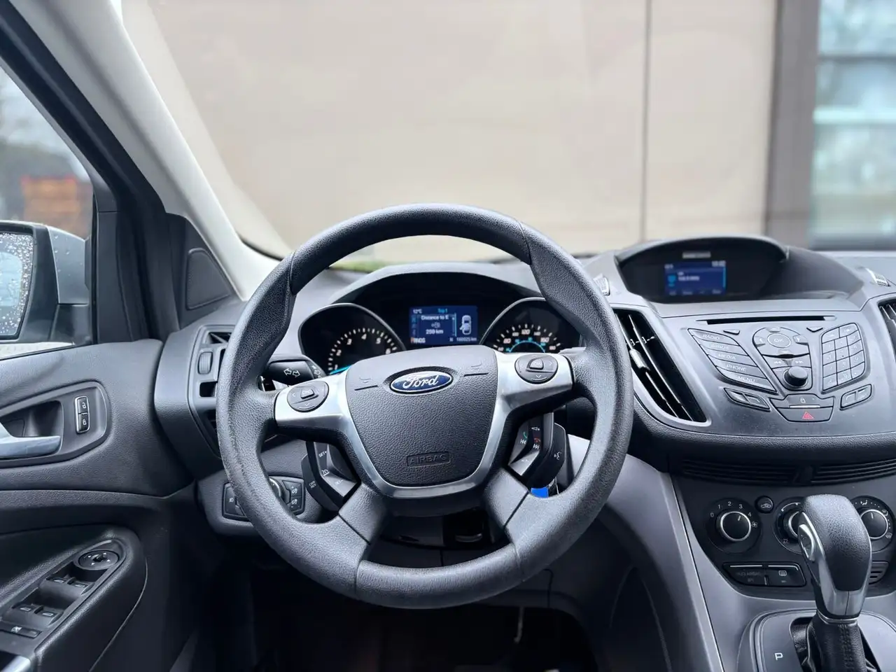Ford Escape photo Ford Escape