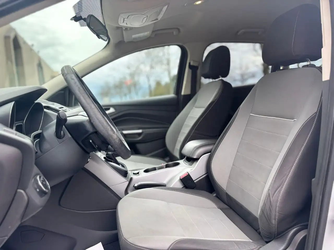 Ford Escape photo Ford Escape