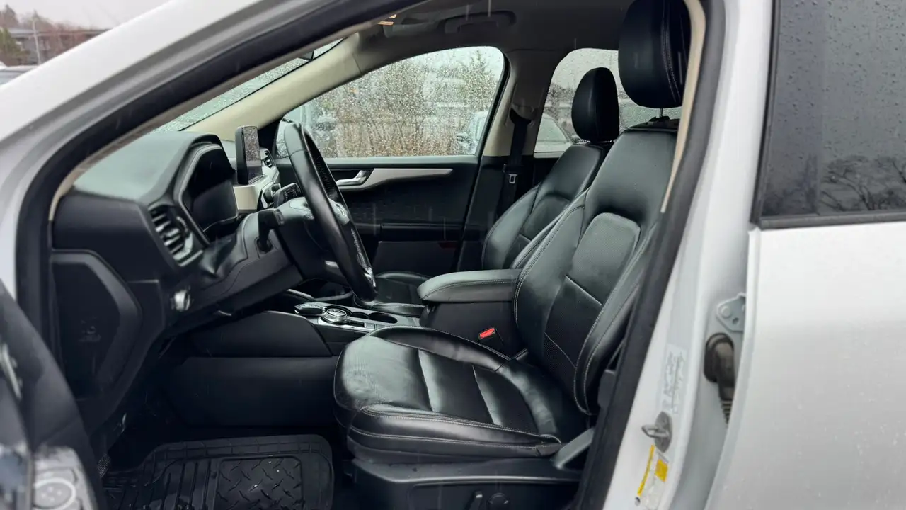 Ford Escape photo Ford Escape