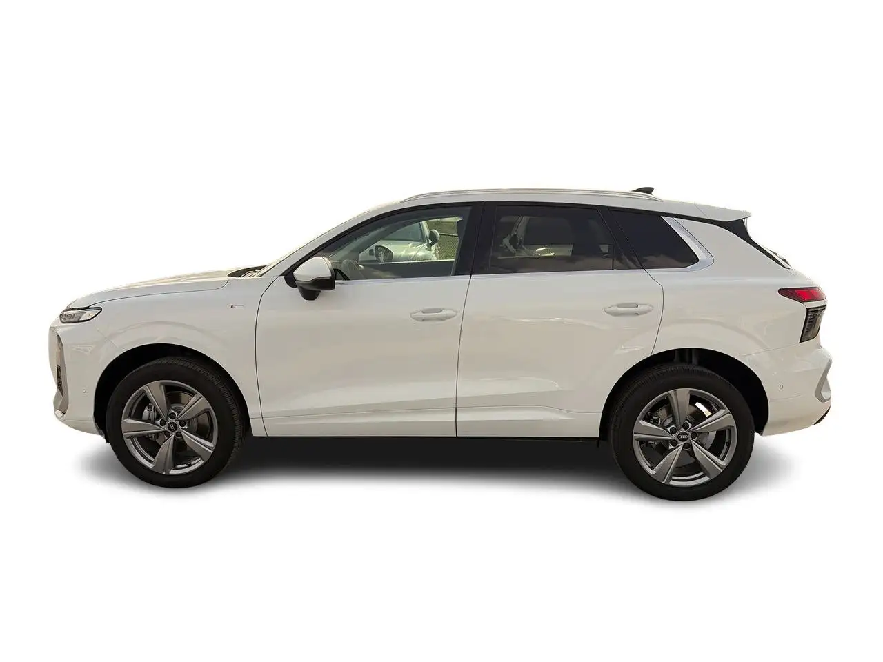 Audi Q3 photo Audi Q3