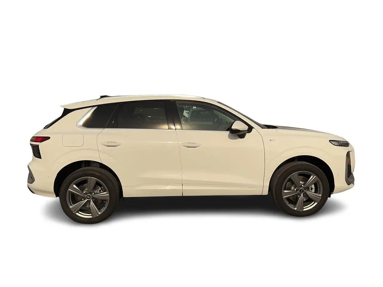 Audi Q3 photo Audi Q3