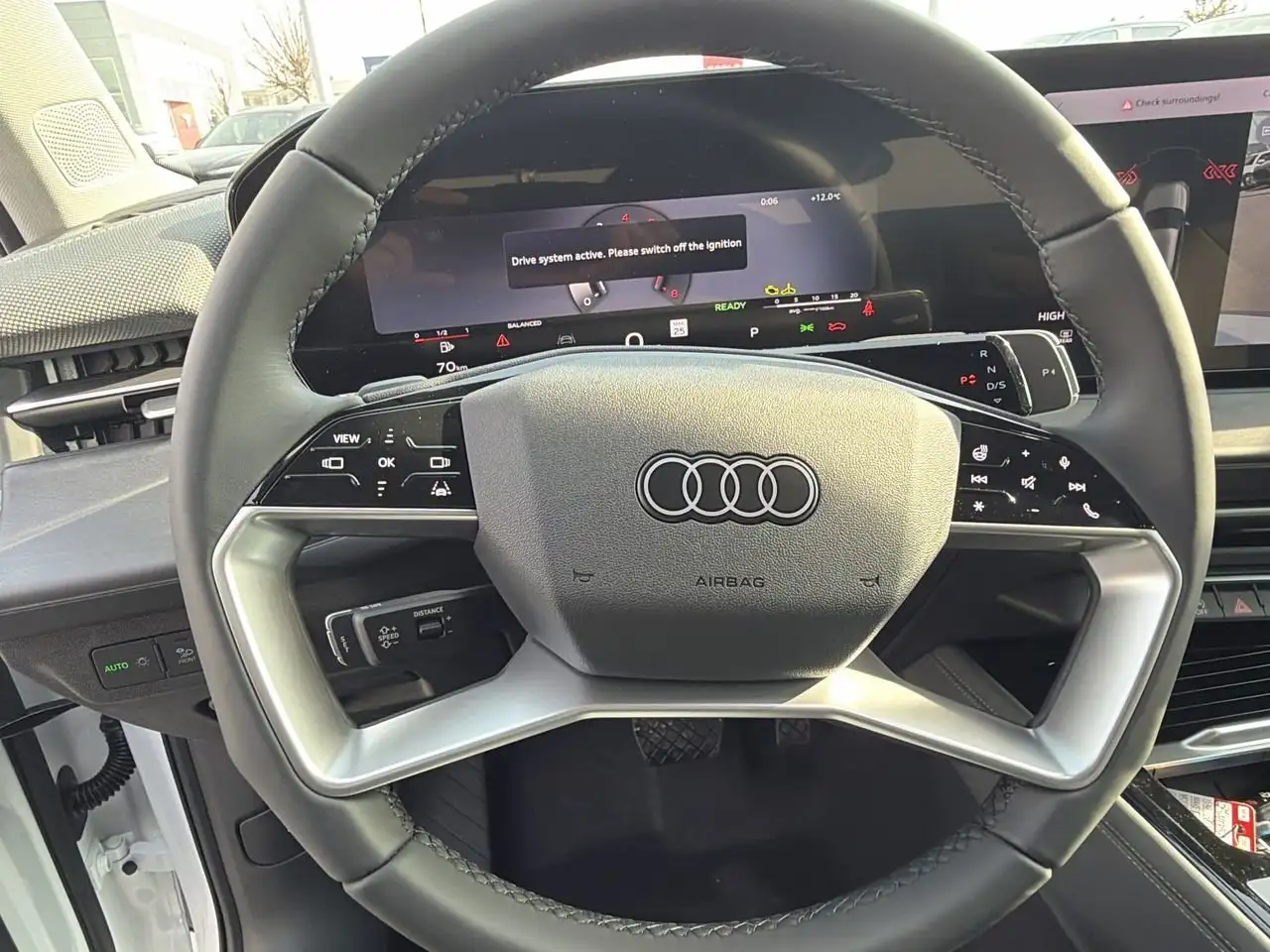 Audi Q3 photo Audi Q3