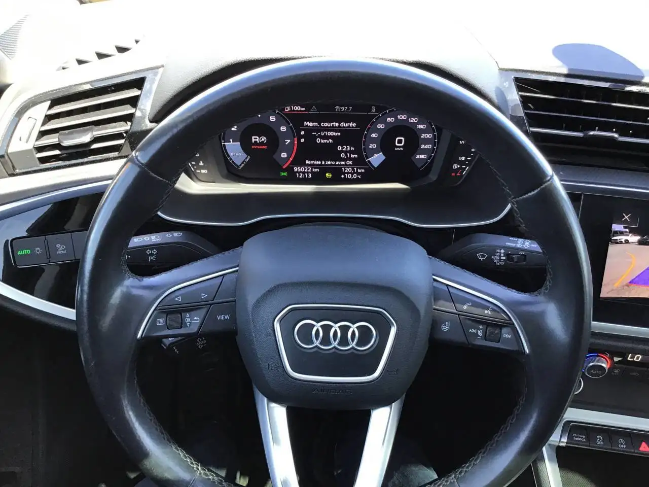 Audi Q3 photo Audi Q3